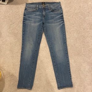 Straight, boyfriend jean